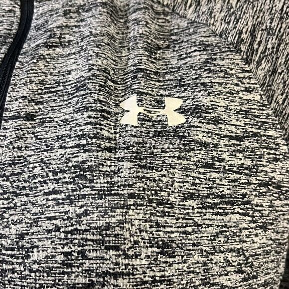Under Armour Heather Grey Half Zip Pullover Long Sleeve Mock Neck Shirt- Small - Picture 3 of 10